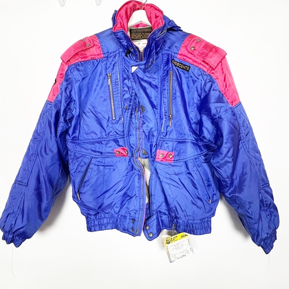 Descente Other - DESCENTE Mens Ski Jacket Size XL US Ski Pockets Zip Label Ski Pass RARE Vintage